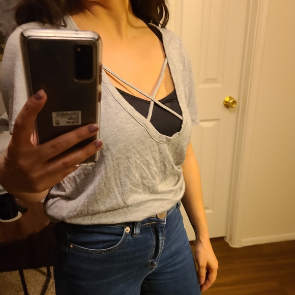 F21 grey criss cross strappy tunic tee shi… - Picture 3 of 6
